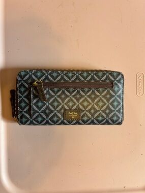 Fossil Teal Geometric Zip Wallet